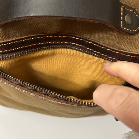 DamnDog Haversack in Swamp Green: Canvas Messenger Bag with Leather Straps - Picture 15 of 16